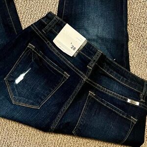 Kan Can Skinny Jeans